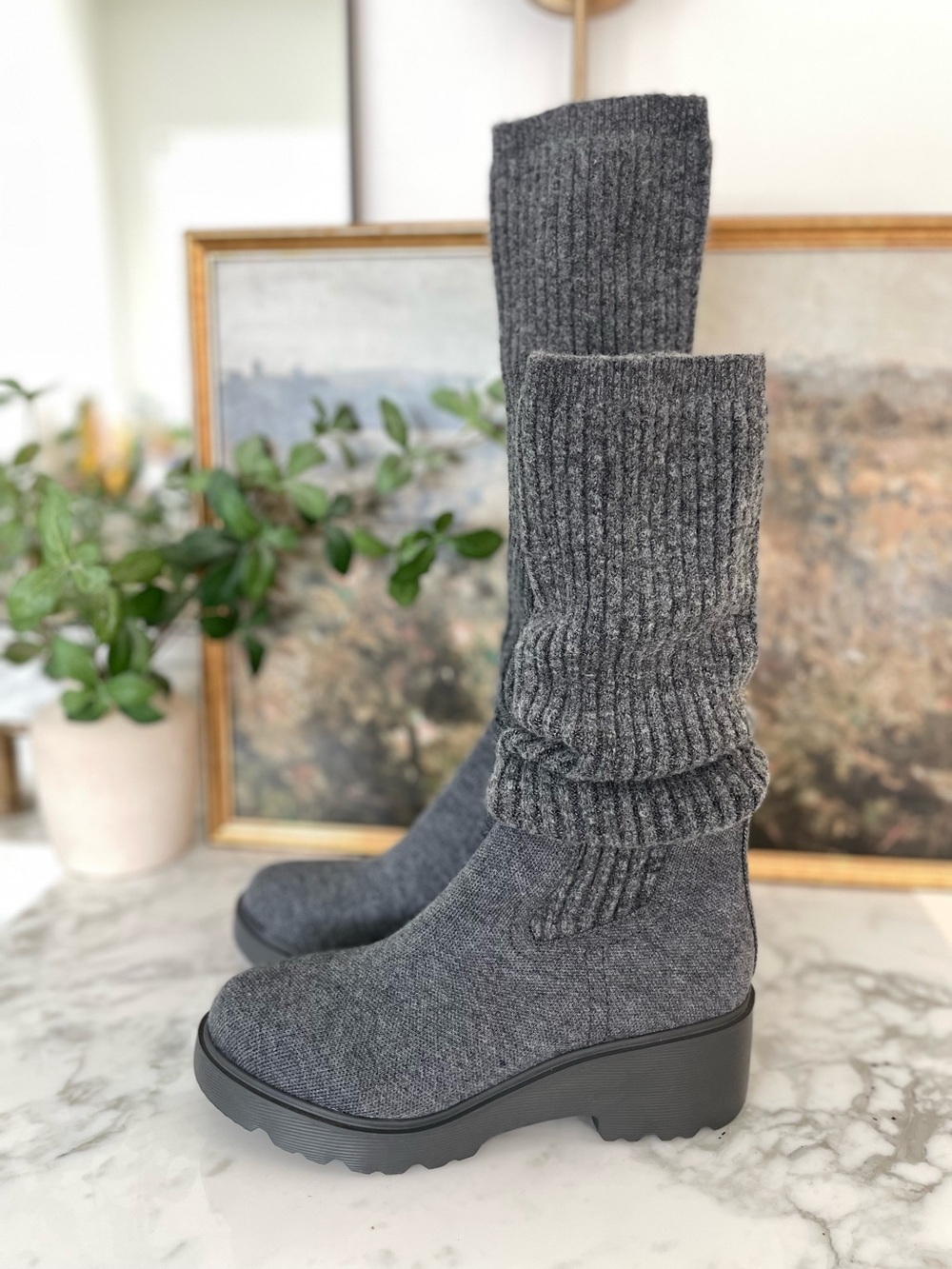 Vivaia Eduarda Knee High Wool Tall Boots Chunky Size 9 (40) gray
